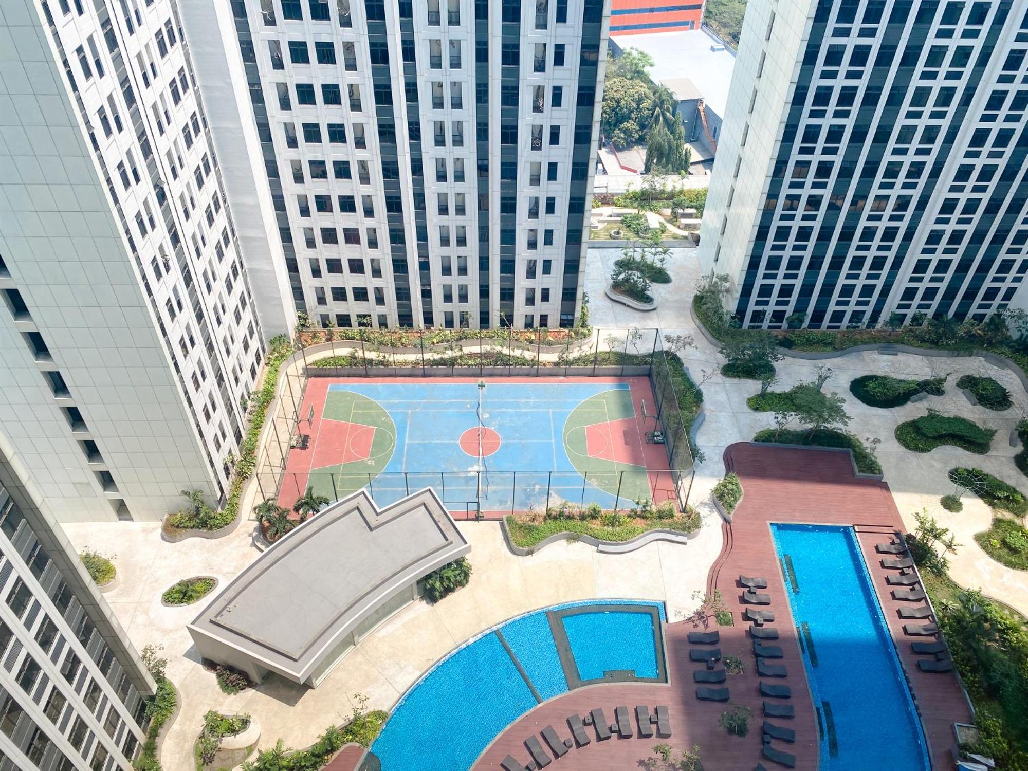 Homey And Warm Pollux Chadstone By Travelio Apartemen